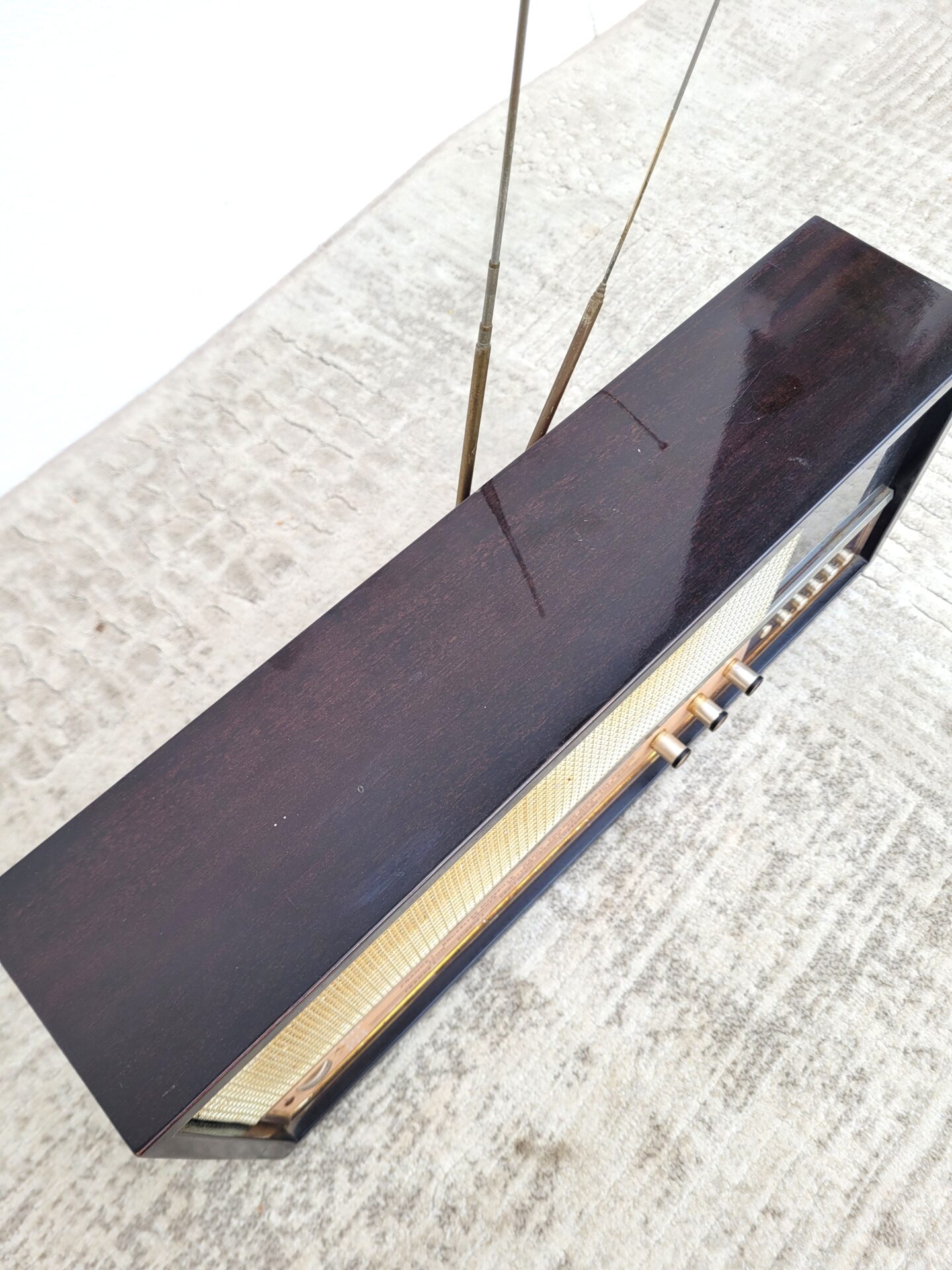 Radio ancienne Amplix Intermezzo 1960 06