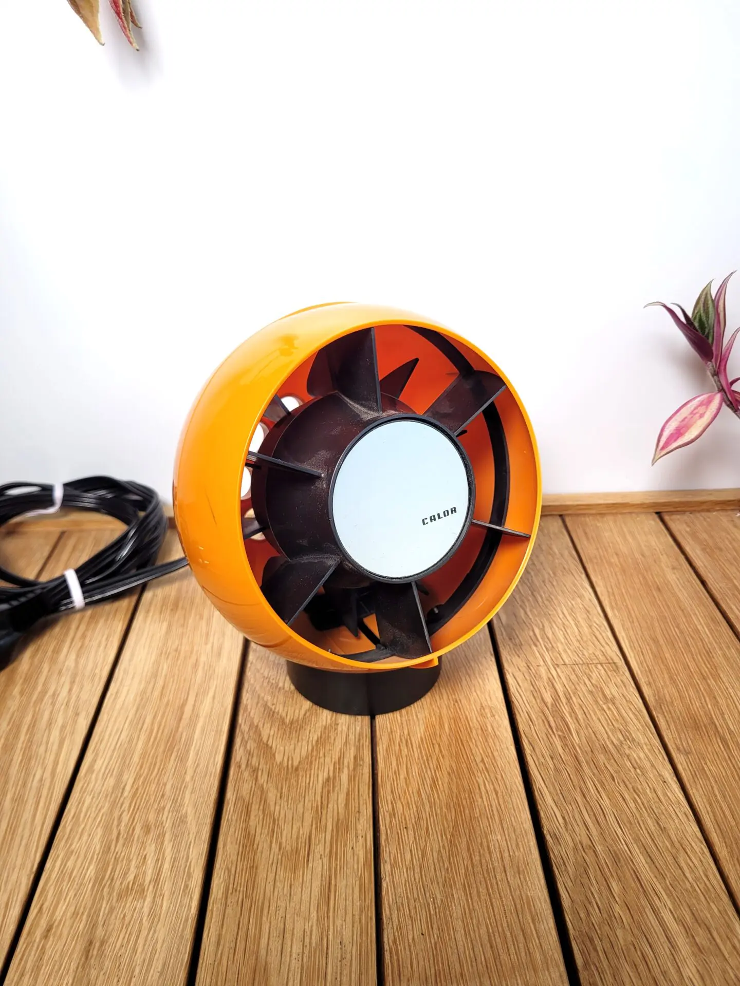 Ventilateur boule Calor orange 1970 01