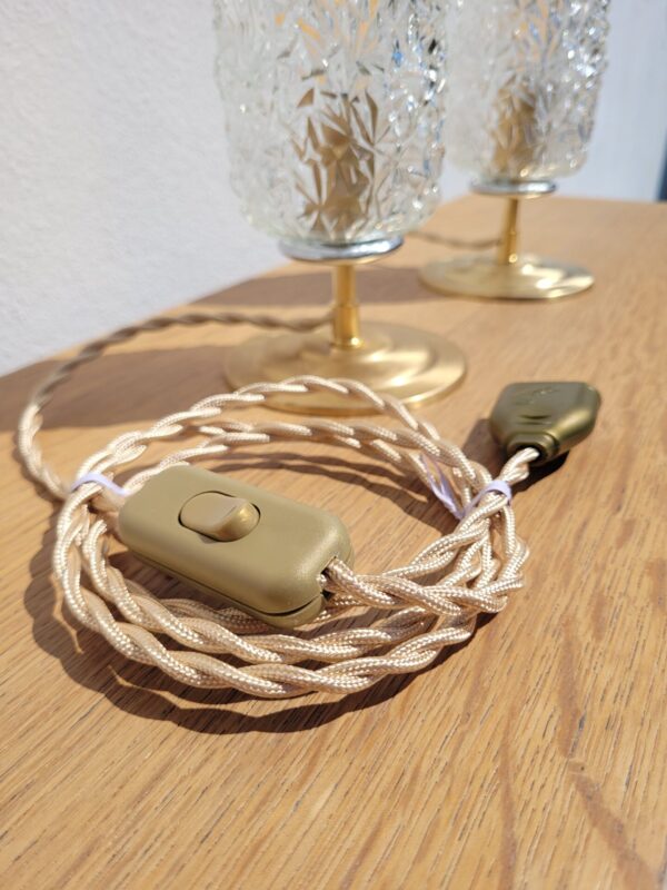 Paire de lampes vintages tulipe diamant et laiton 06