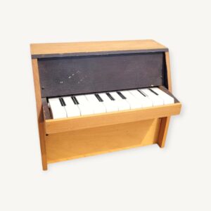 Piano jouet miniature vintage 06