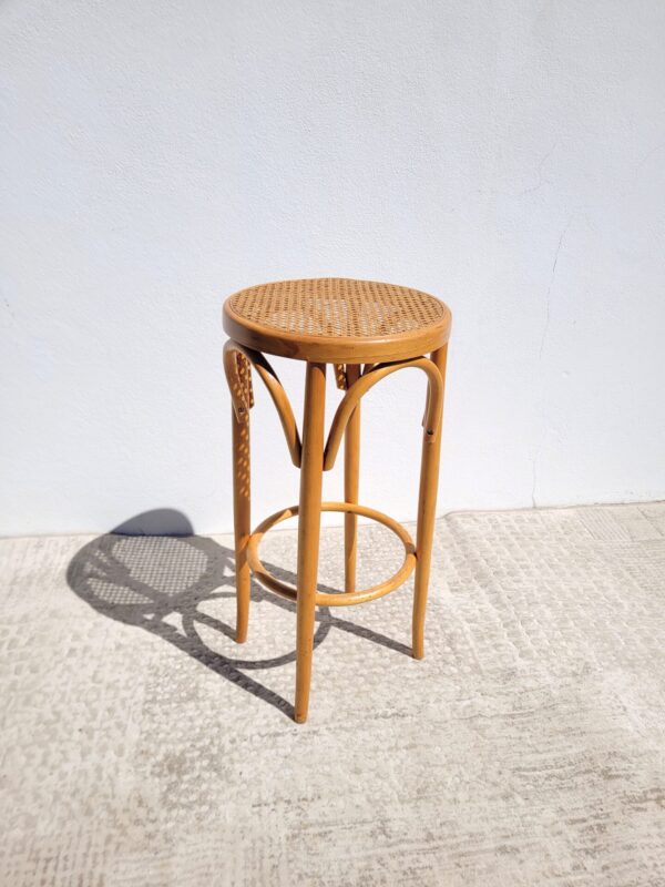 Tabouret haut bistrot en hêtre 01