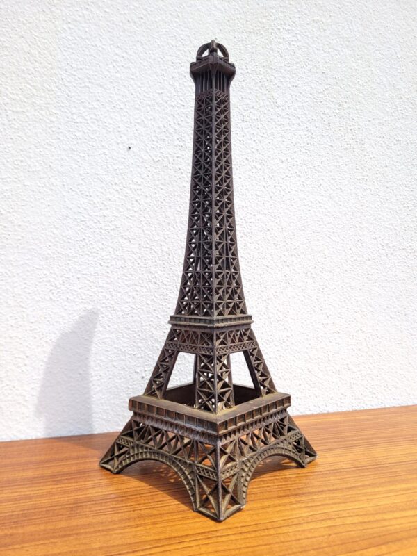 Grande tour Eiffel 32cm en métal 02