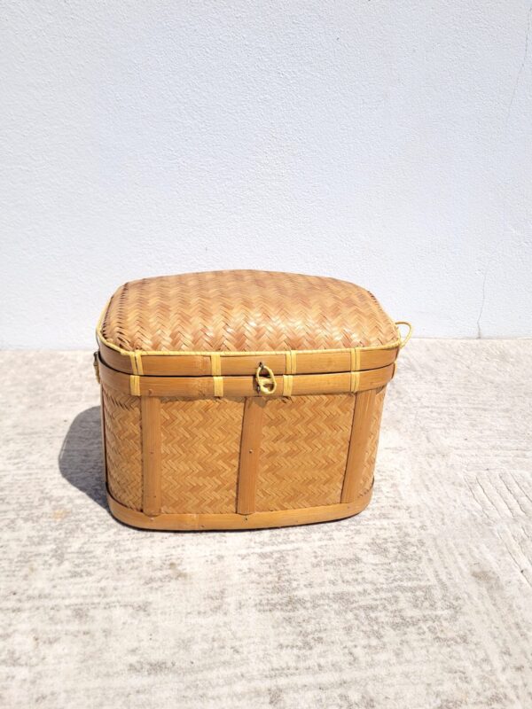 Petit coffre ou mallette ou panier en bambou 01