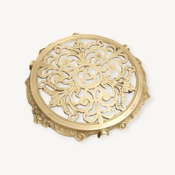 Ancien dessous de plat en laiton 05