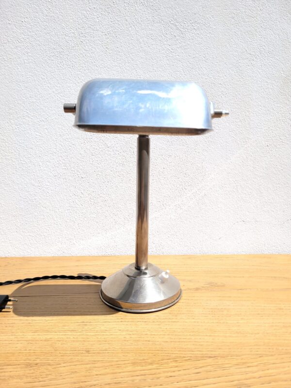 Lampe de bureau vintage en aluminium 03