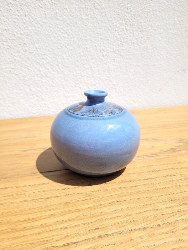 Petit vase bleue Roger Millian 02