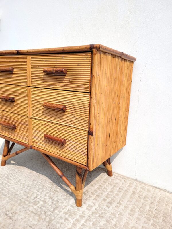 Commode en rotin vers 1960 03