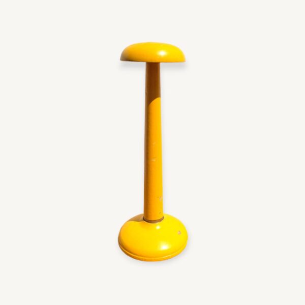 Porte chapeau ancien jaune modiste chapelier 05