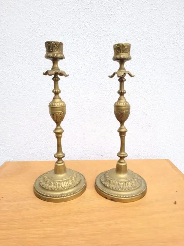 Paire de bougeoirs doré 01