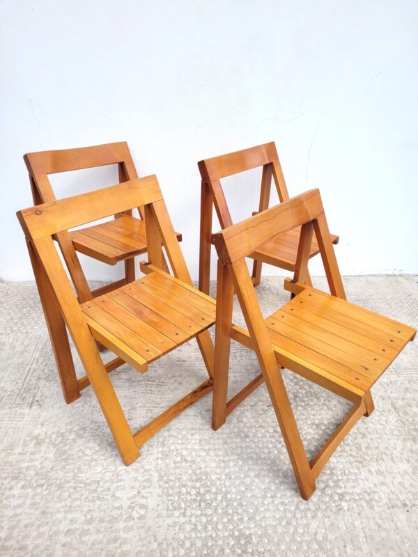 Set de 4 chaises pliantes par Aldo Jacober vers 1970 01