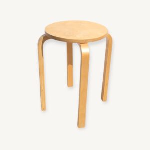 Tabouret en bois Frosta 06