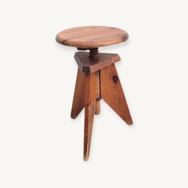 Tabouret pivotant réglable en bois 05