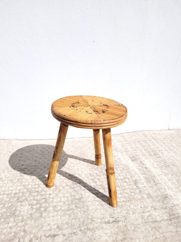 Tabouret vintage en rotin 01