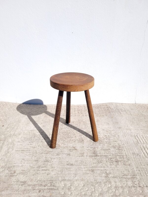 Tabouret de Berger en bois 01