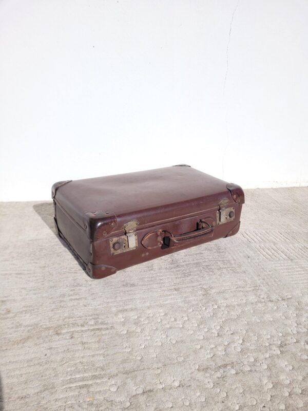 Valise vintage marron vers 1940 01