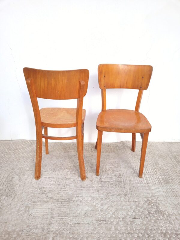 Paire de chaises bistrot en bois clair 03