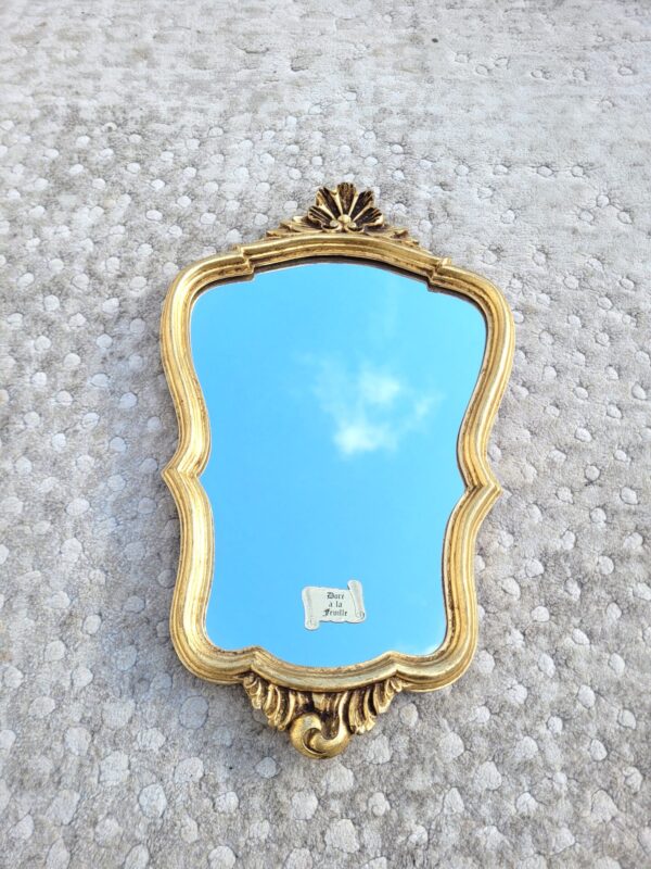 Petit miroir doré baroque 25x38cm style Louis XVI 01