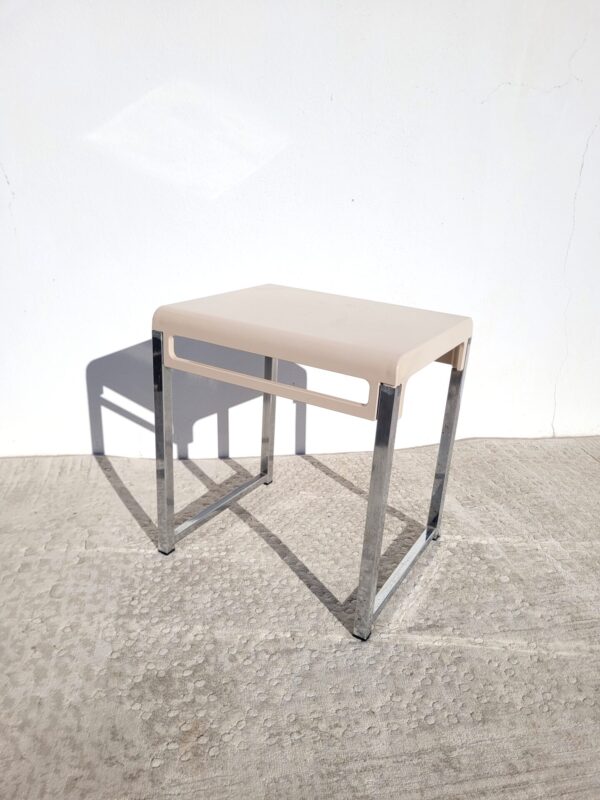 Table d’appoint vintage par Marc Berthier pour Prisunic 02