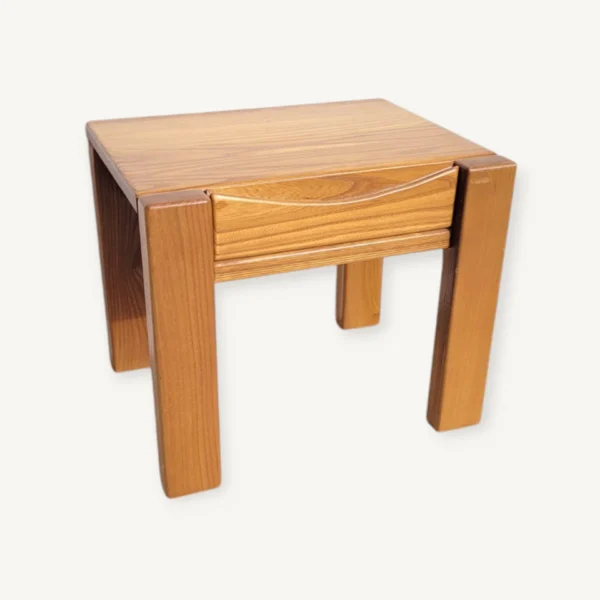Table de chevet en orme Maison Regain 06