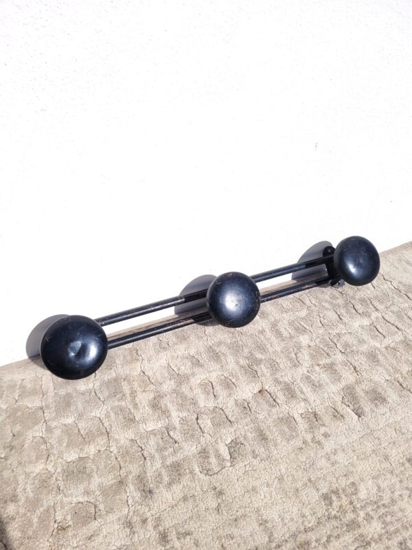 Porte manteaux noir vintage 3 patères 01