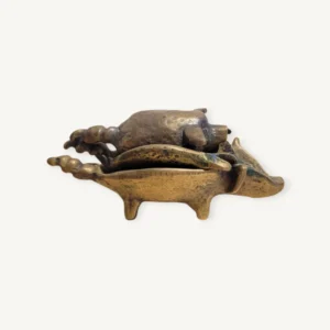 Set de cendriers cochons gigognes en bronze 06