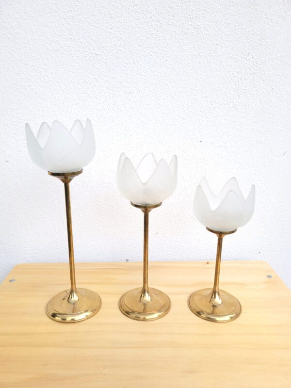 Set de 3 bougeoirs fleurs en laiton doré 01