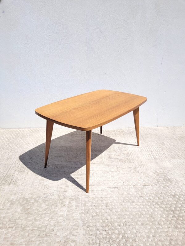 Table basse vintage en chêne vers 1960 02