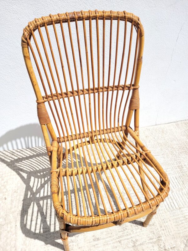 Ancienne chaise en rotin vers 1960 04