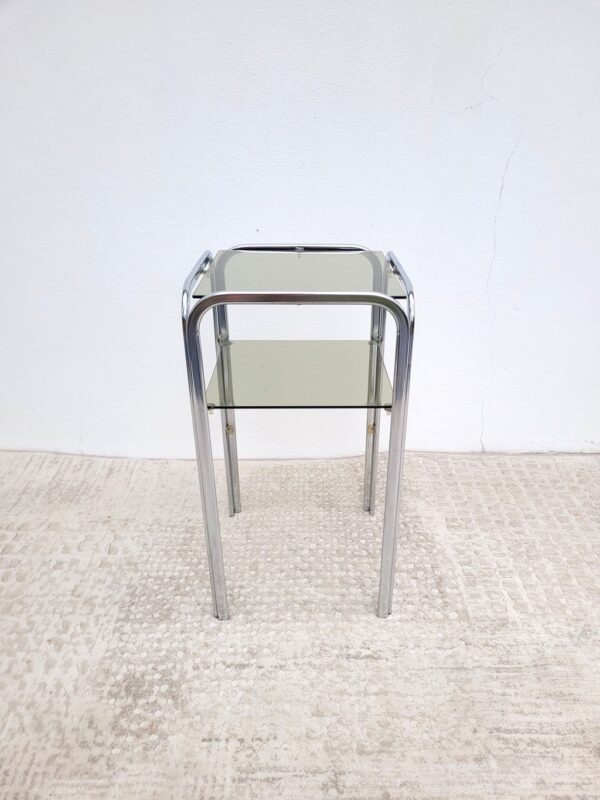 Bout de canapé vintage sellette chrome et verre fumé 70s 02