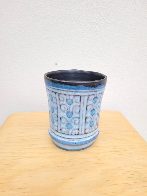 Danuta Le Hénaff cache pot céramique bleue 01