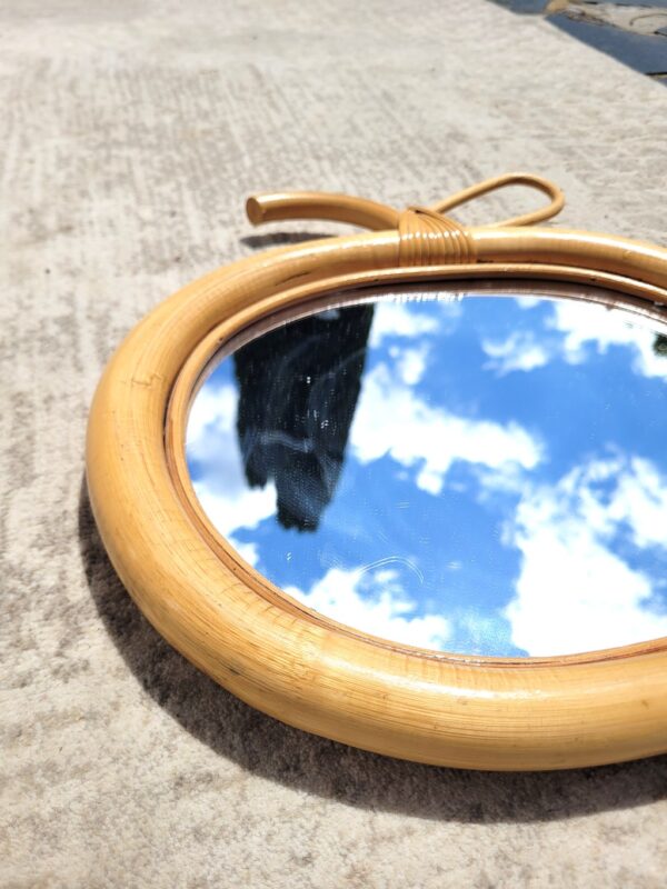 Miroir rotin forme pomme 03