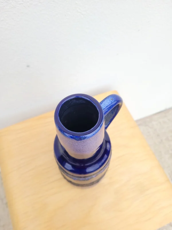 Vase à anse vintage 70s bleu nuit 03