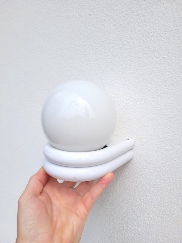 Lampe d'applique blanche style 80s 05