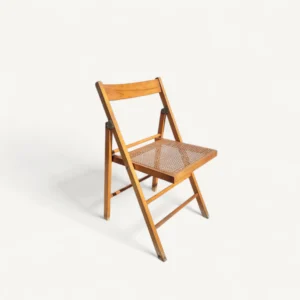 Chaise pliante cannée en hêtre 06