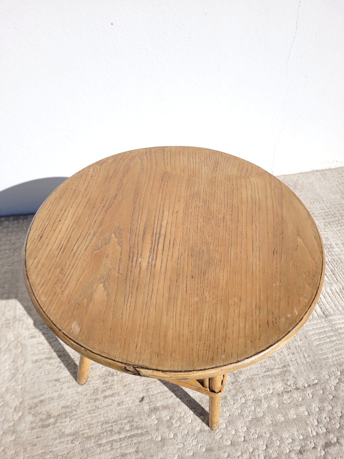 Table basse ou d'appoint en rotin vintage 02