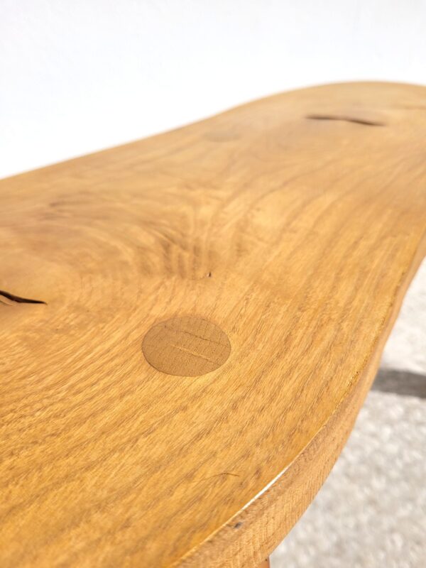 Tabouret bois haricot tripode 04