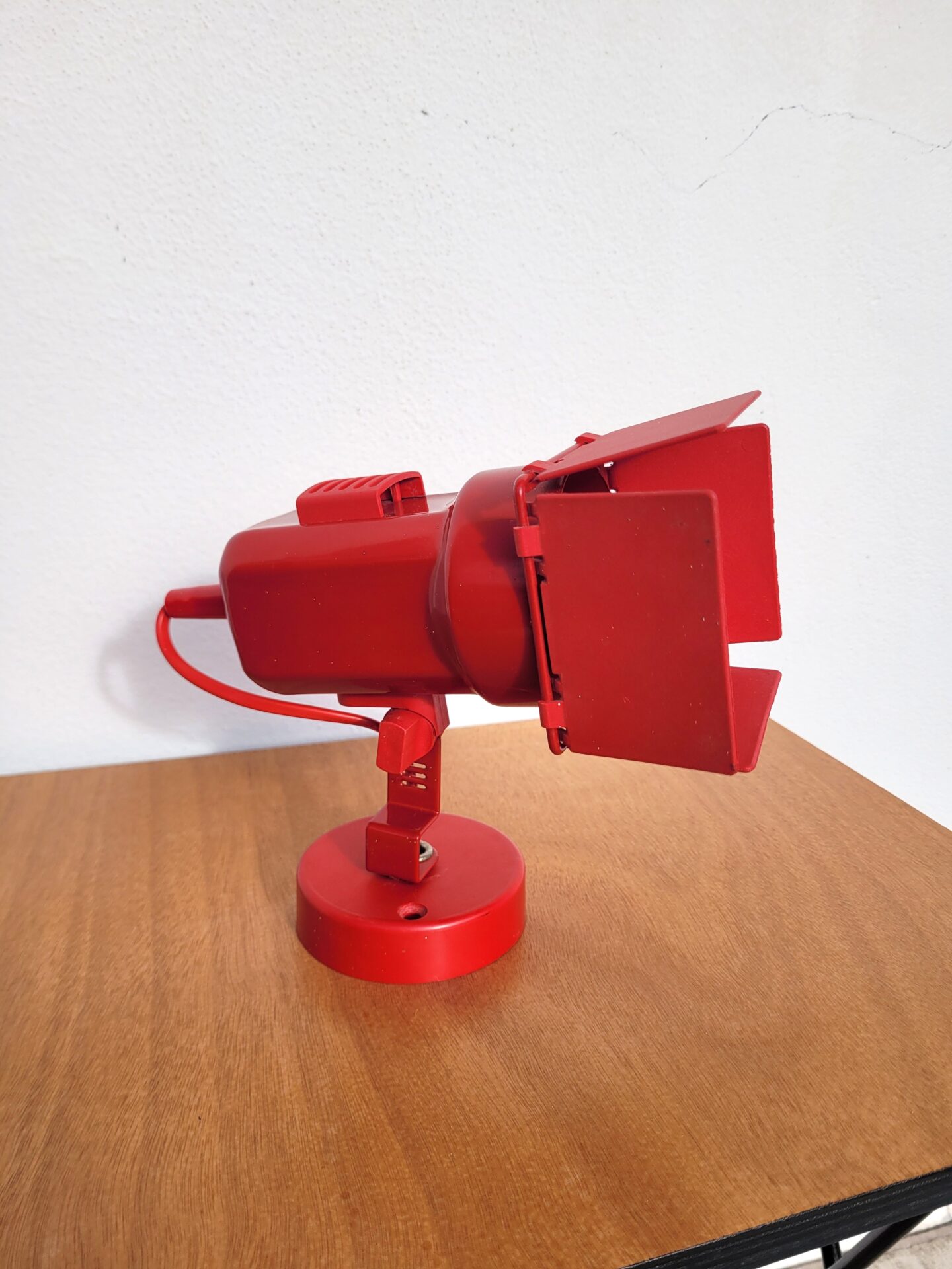 Lampe d'applique vintage façon projecteur années 80 03