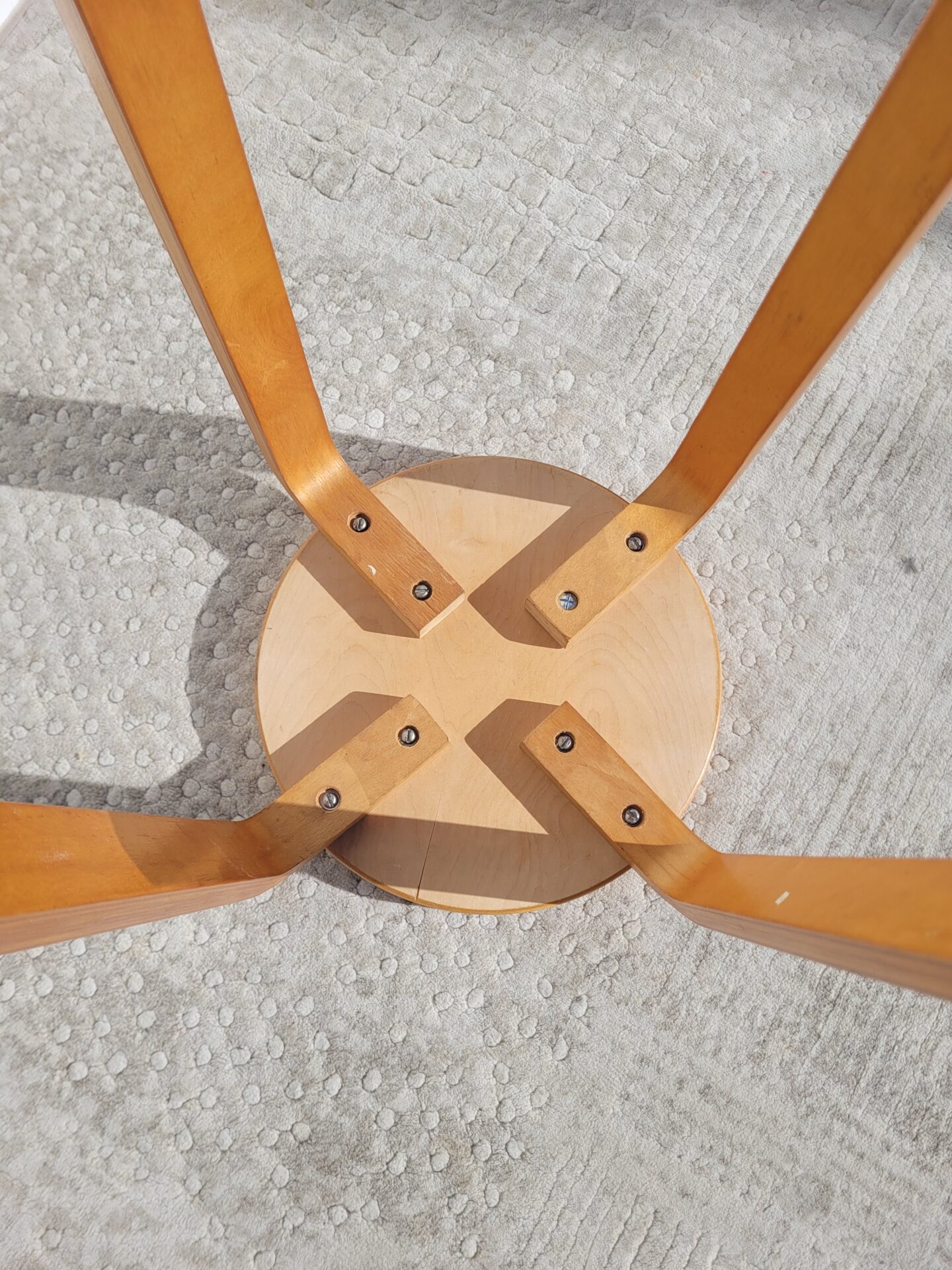 Tabouret bas dlg Alvar Aalto 03
