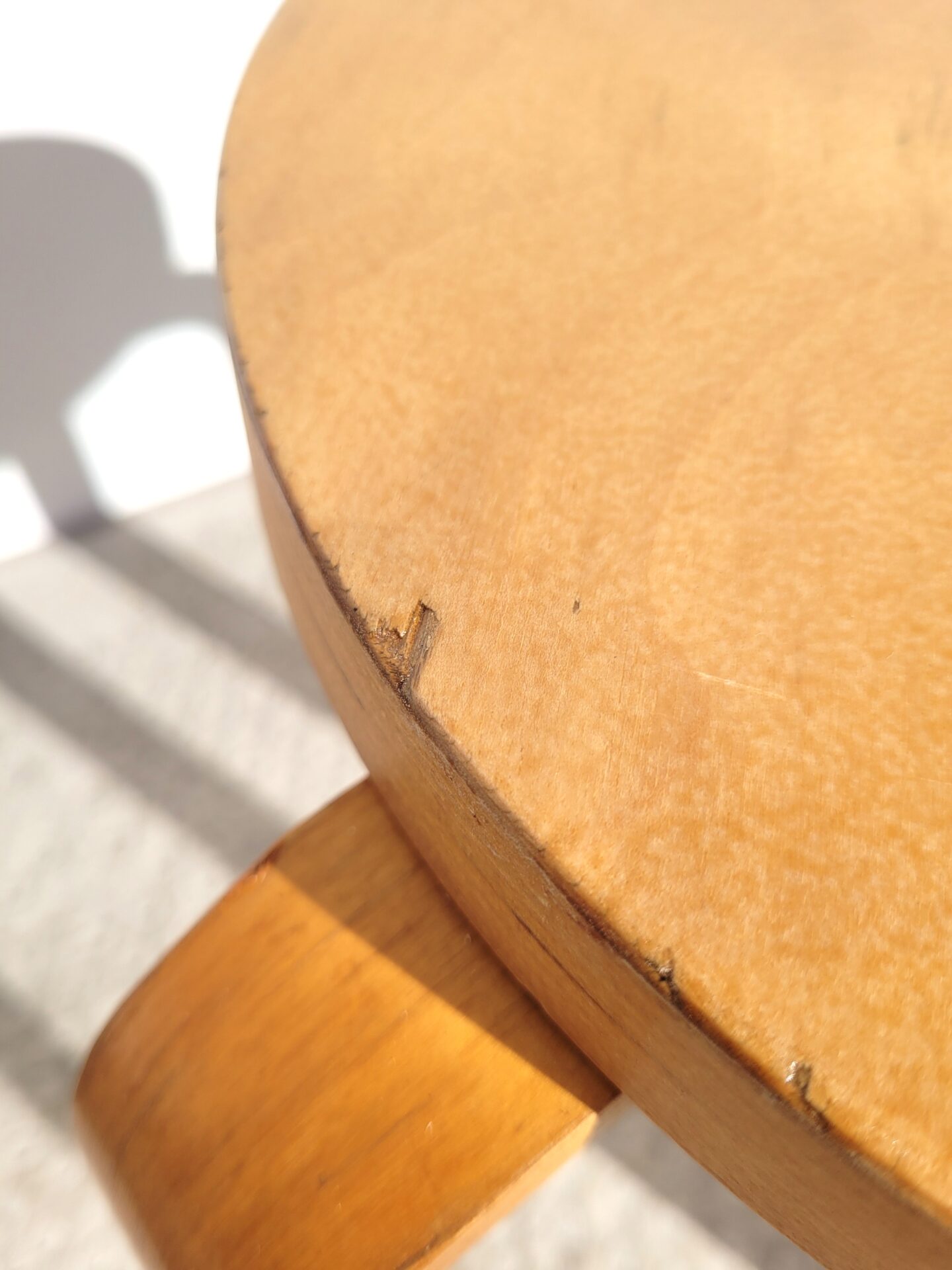 Tabouret bas dlg Alvar Aalto 04