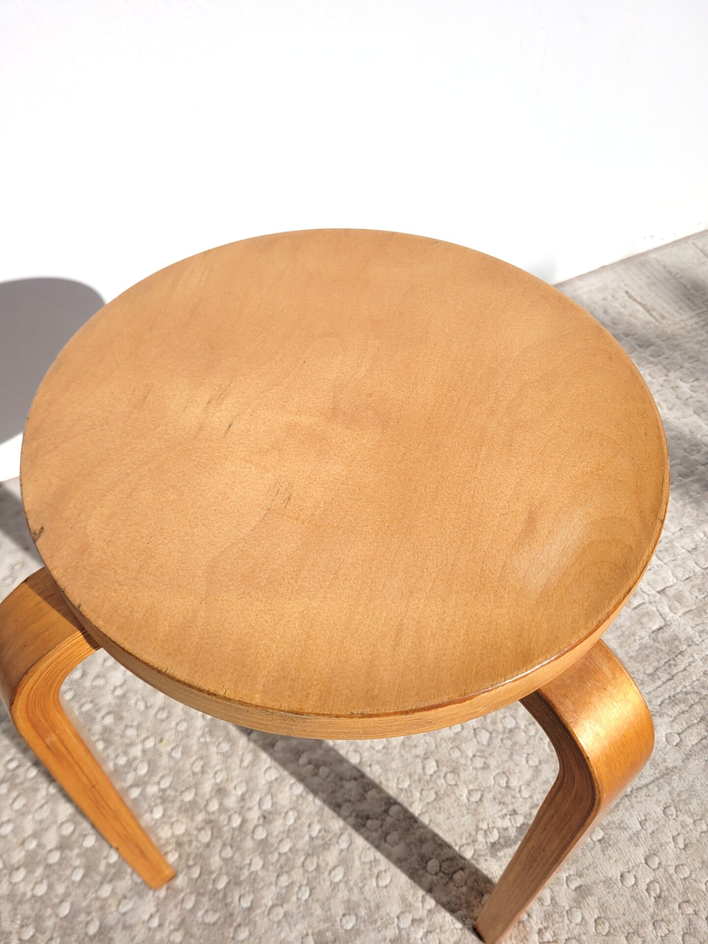 Tabouret bas dlg Alvar Aalto 06