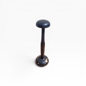 X2 Porte chapeau en bois tourné noir 2 01