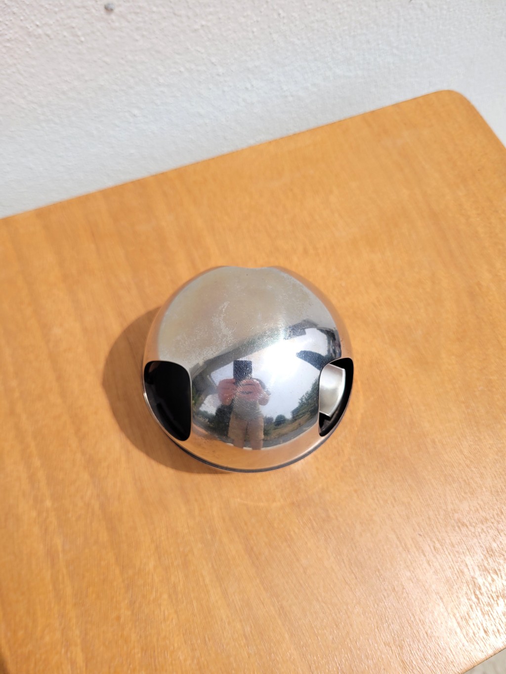 Cendrier boule en inox vintage années 70 02