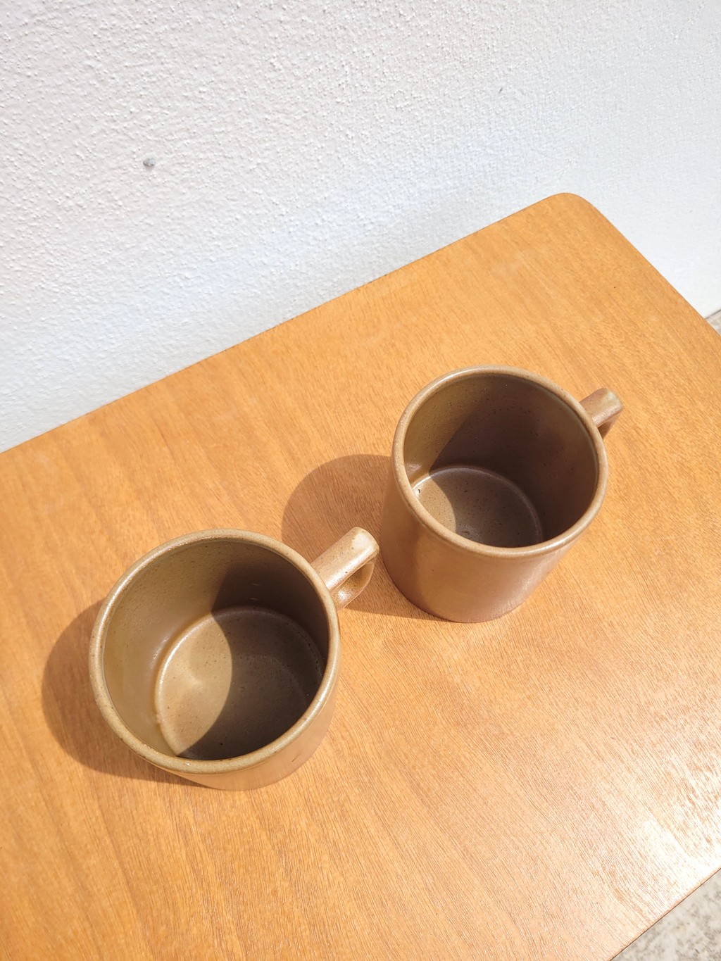 Lot de 2 tasses en grès de Brenne 70s 03