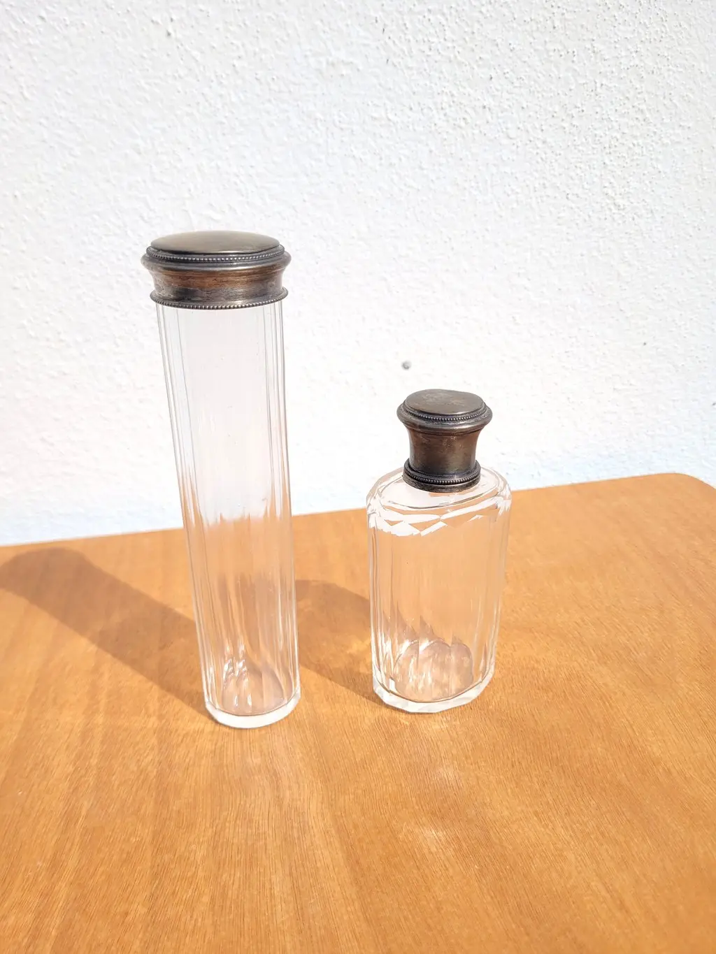 Lot de 2 flacons de voyage vintage en verre et métal argenté v2 04
