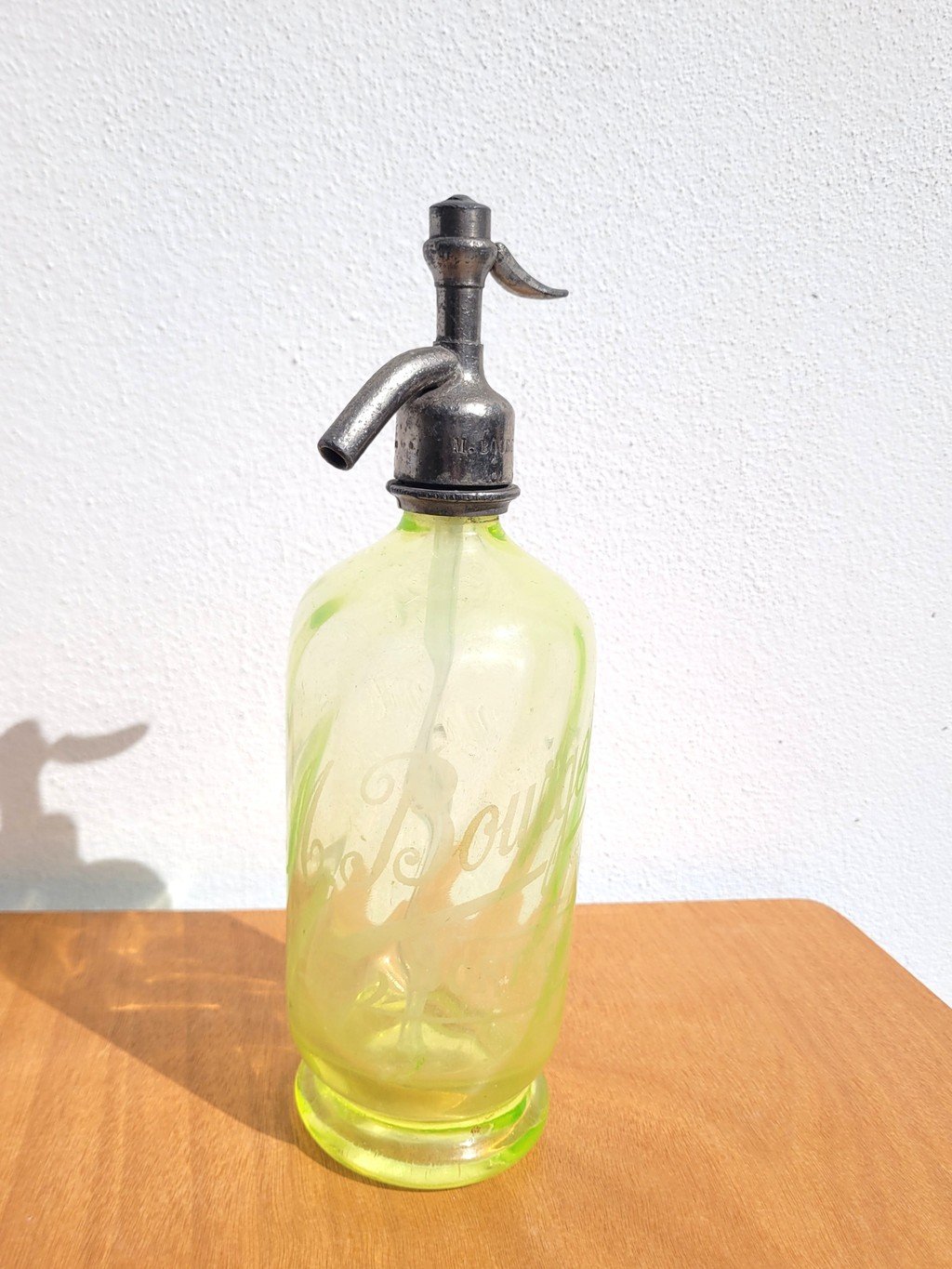 Siphon de bistrot vintage M Bourgeon Bort Corrèze verre jaune 05